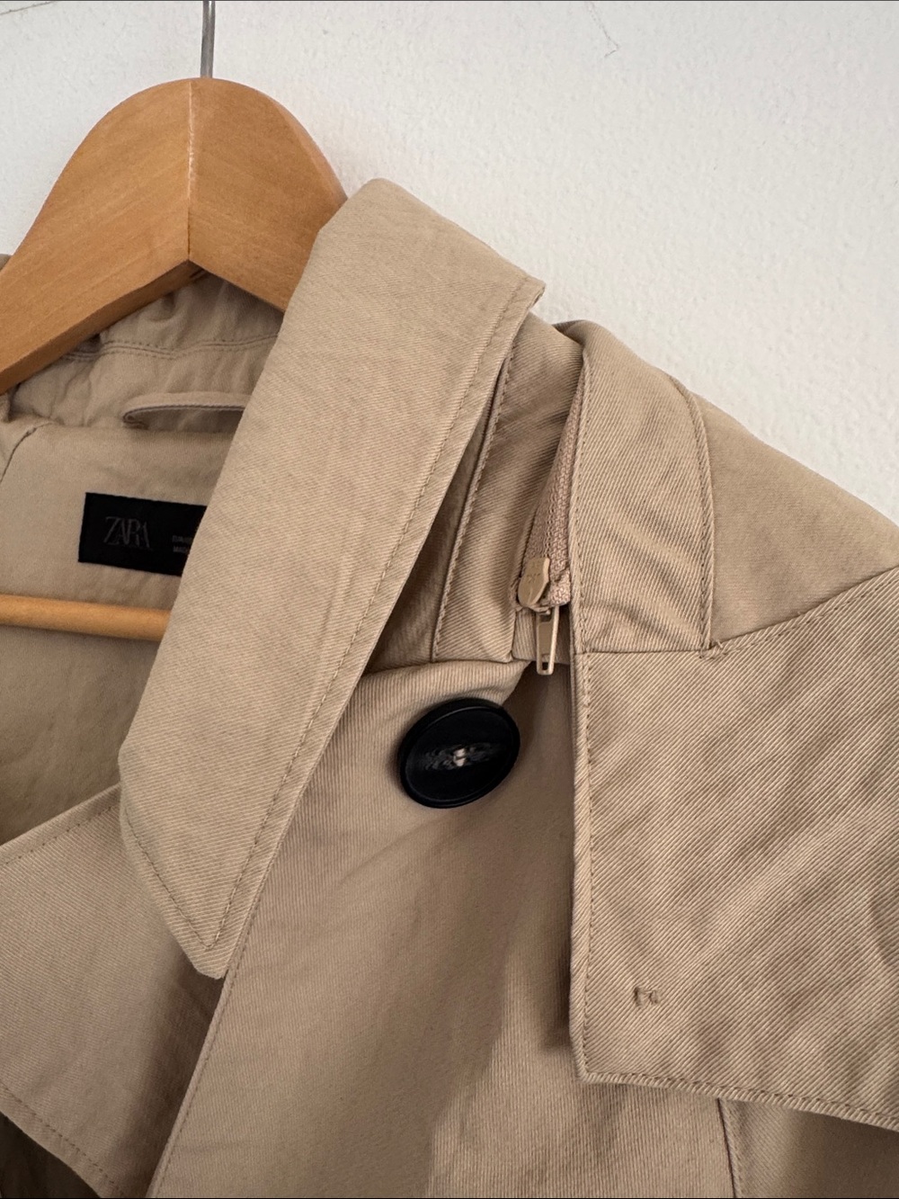 Zara Beige Cropped Double-Breasted Trench Coat - Picture 6 of 6